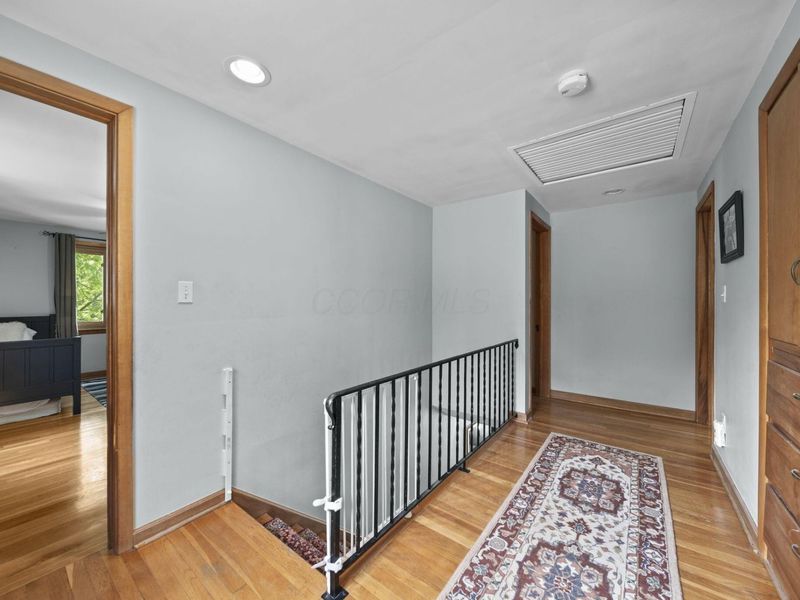 187 W Riverglen Drive, Columbus, OH 43085 Photo 26