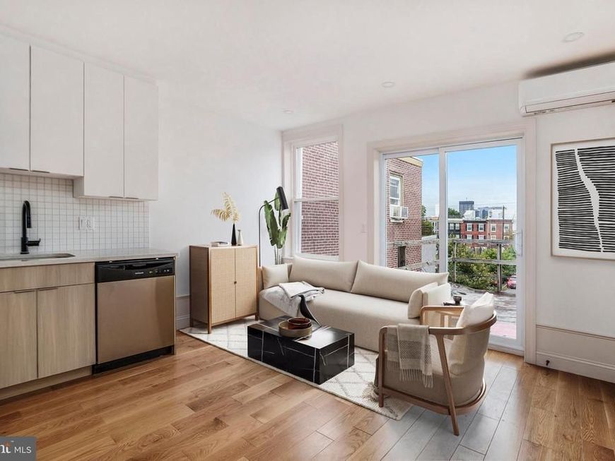 2045 Christian Street, Unit 3, Philadelphia, PA 19146 Main Photo