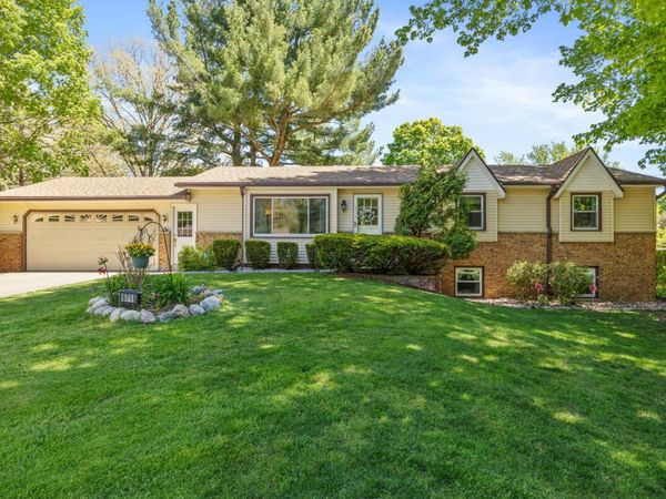6716 Dale Avenue, Hudsonville, MI 49426