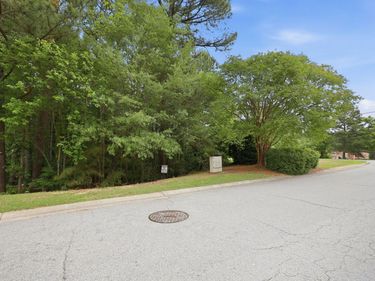817 Oakhall Drive, Holly Springs, NC 27540