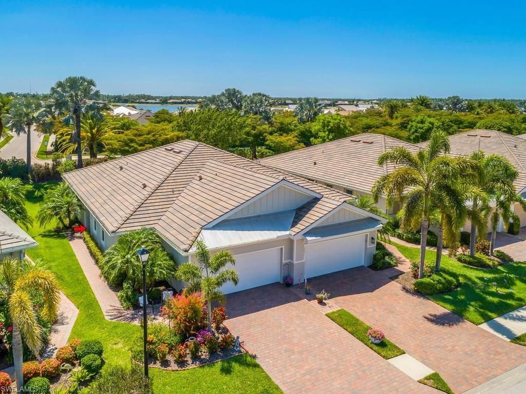 14867 Edgewater Cir , Naples, FL 34114 Photo