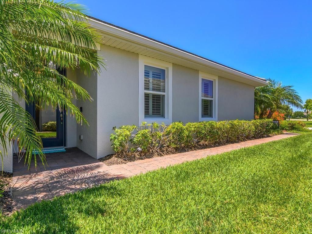 14867 Edgewater Cir , Naples, FL 34114 Photo