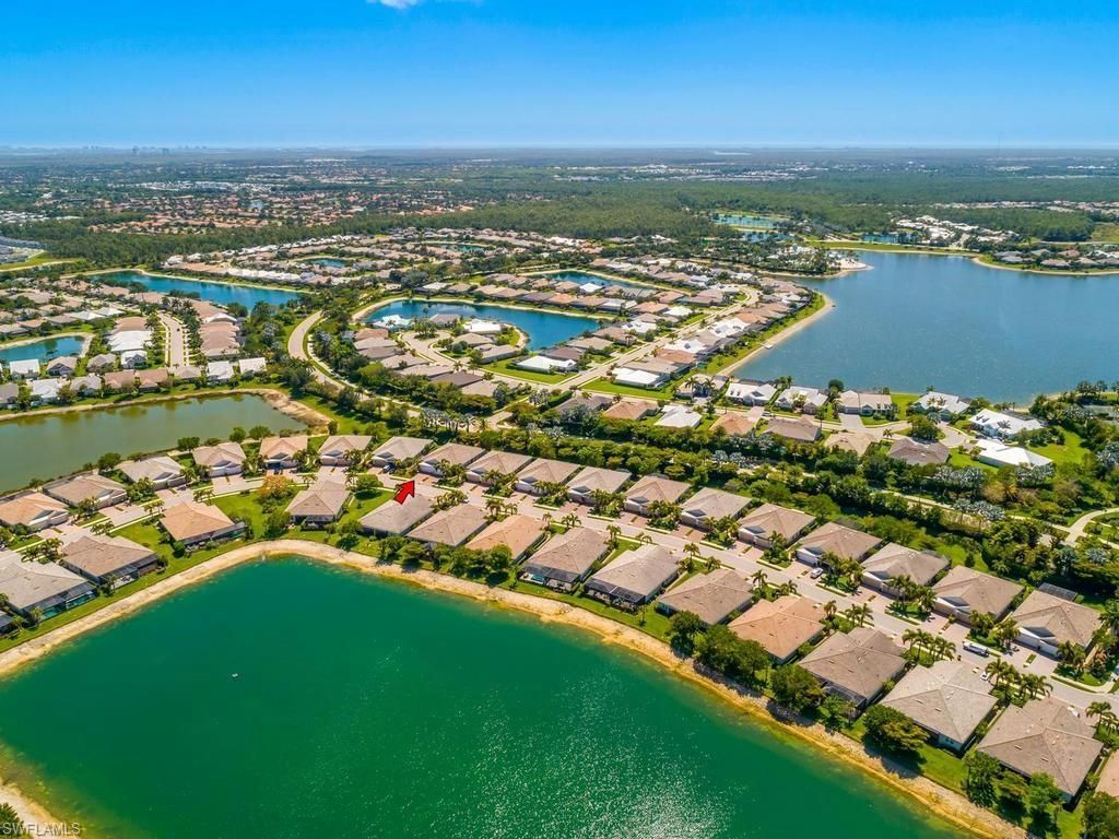 14867 Edgewater Cir , Naples, FL 34114 Photo