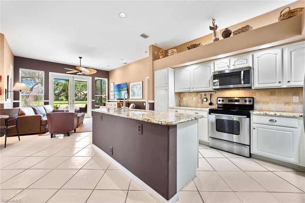 13181 Southampton Dr, Bonita Springs, FL 34135 Photo