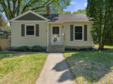 3209 Hampshire Avenue S, Saint Louis Park, MN 55426