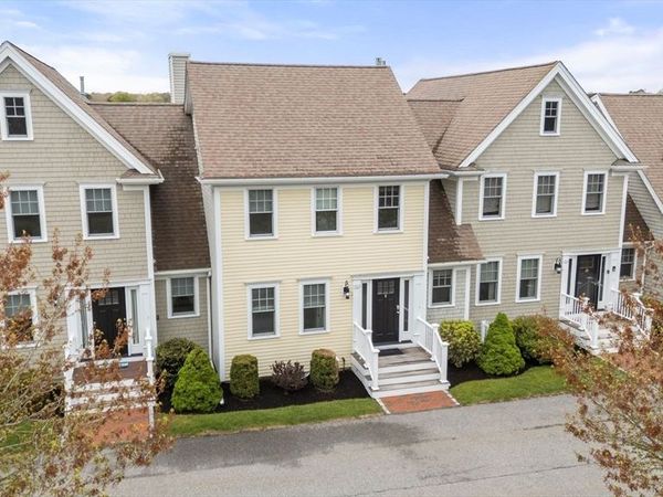 1068 Main St, Unit 1068, Chatham, MA 02633