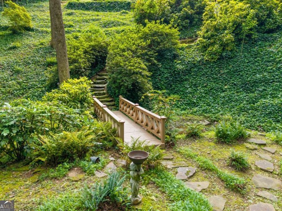 Property Image 94