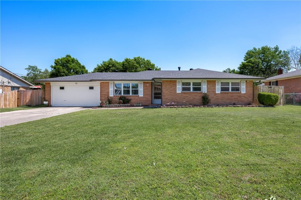 501 Janet Street, Springdale, AR 72762 Main Photo