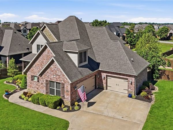 6702 S Willowridge Court, Rogers, AR 72758