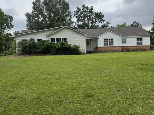 15126 Highway 182 East, Starkville, MS 39759