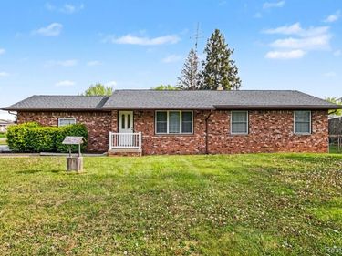 4497 Sunnymead Avenue , Burton, MI 48519