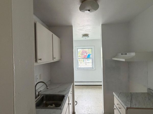 2240 East Main , Unit 1D, Bridgeport, CT 06610