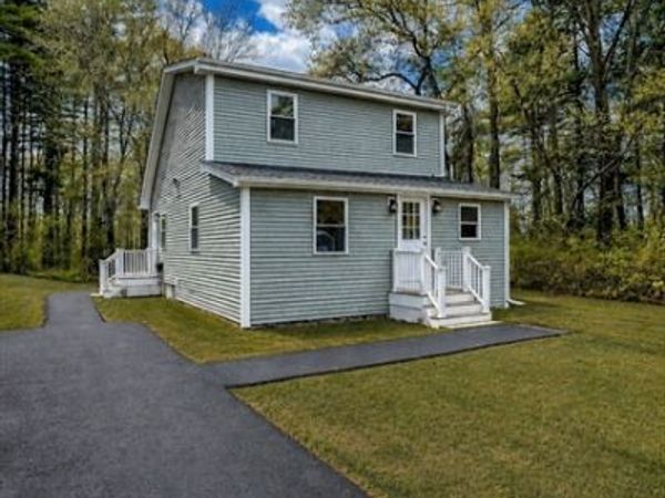 17 Southworth St, Lakeville, MA 02347