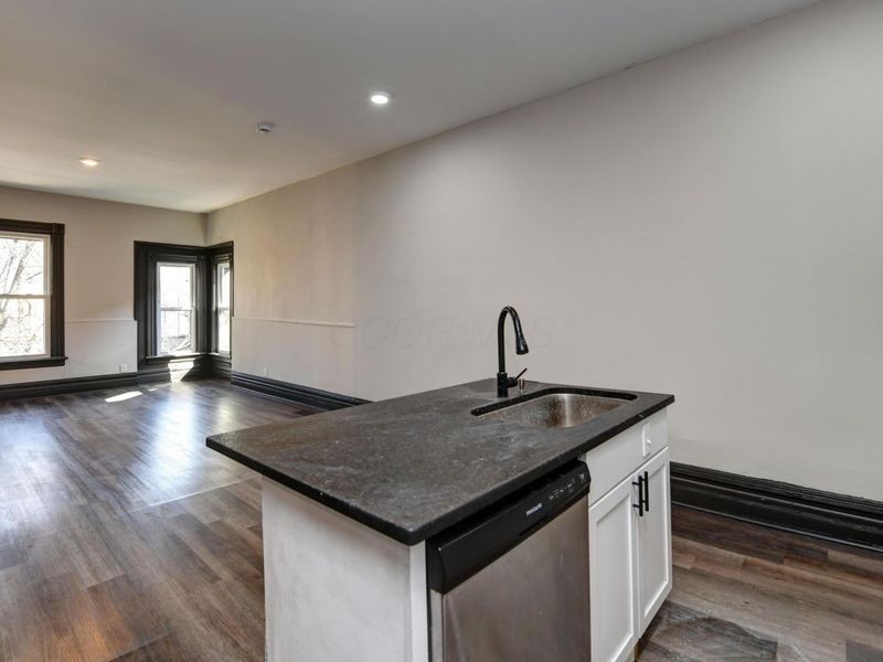 Columbus, OH 43205 Photo 29