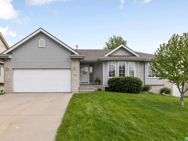 21119 Schofield Drive , Gretna, NE 68028