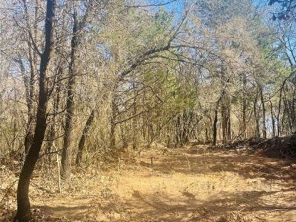 4816 Burton Road, Spencer, OK 73084