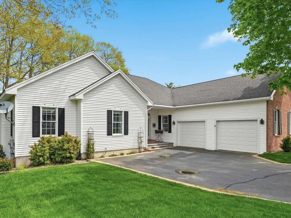 17 Village Drive, Atkinson, NH 03811