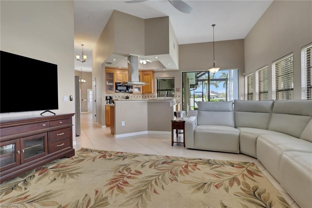 4333 SW 25th Ave, Cape Coral, FL 33914 Photo
