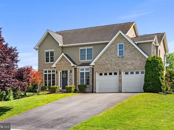 115 MOONLIGHT DRIVE, GREENCASTLE, PA 17225