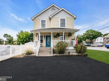 111 CHESTNUT STREET, FORKED RIVER, NJ 08731