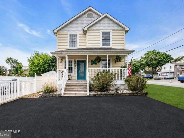 111 CHESTNUT STREET, FORKED RIVER, NJ 08731