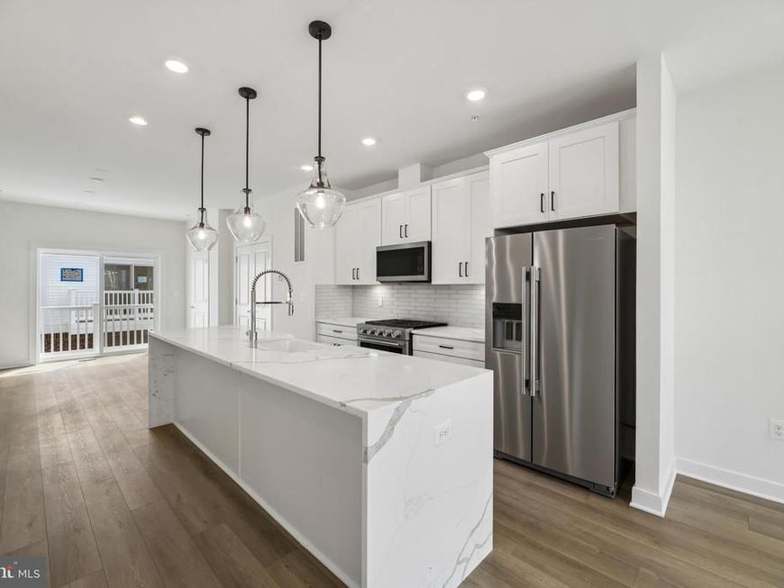 2042 Henson Norris Street, Rockville, MD 20850 Main Photo