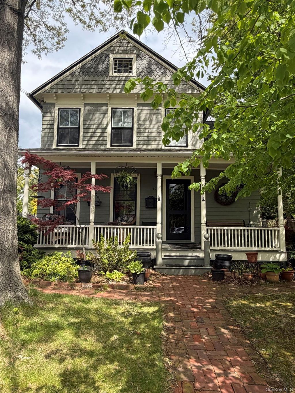 101 Jayne Avenue, Patchogue, NY 11772 Main Photo