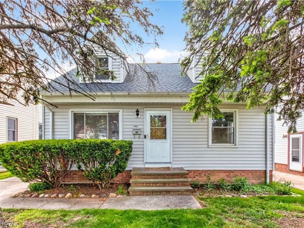 4462 South Hills Drive , Cleveland, OH 44109