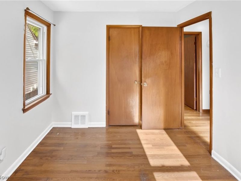 4462 South Hills Drive, Cleveland, OH 44109 Photo 10
