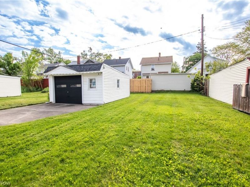 4462 South Hills Drive, Cleveland, OH 44109 Photo 28