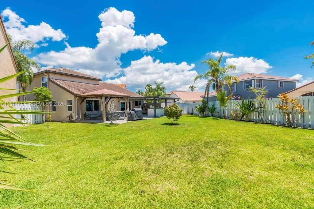 18168 SW 3rd St, Pembroke Pines, FL 33029 Photo