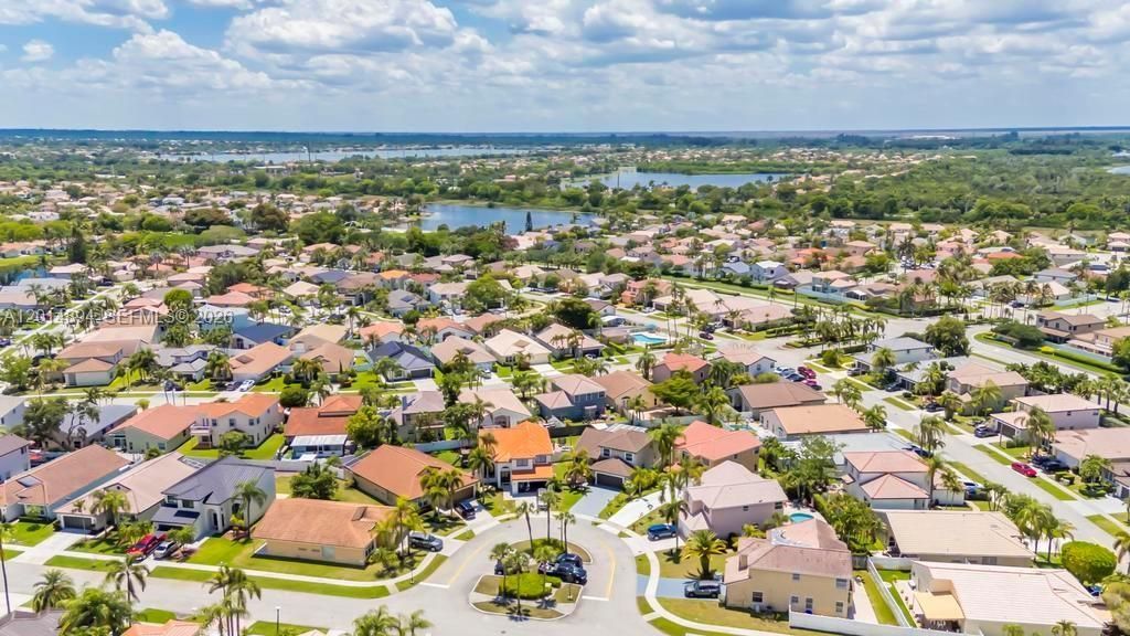 18168 SW 3rd St, Pembroke Pines, FL 33029 Photo