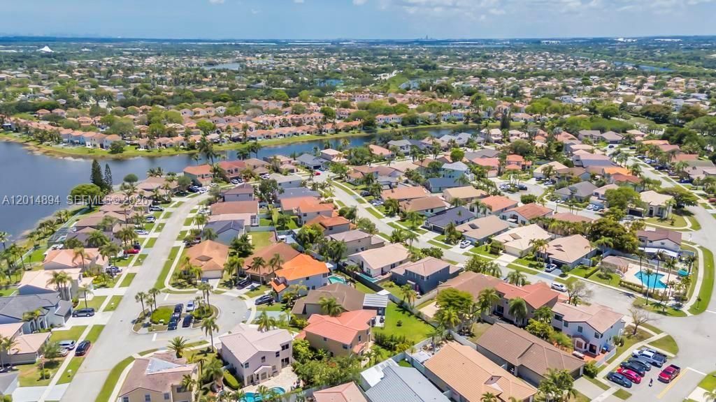 18168 SW 3rd St, Pembroke Pines, FL 33029 Photo