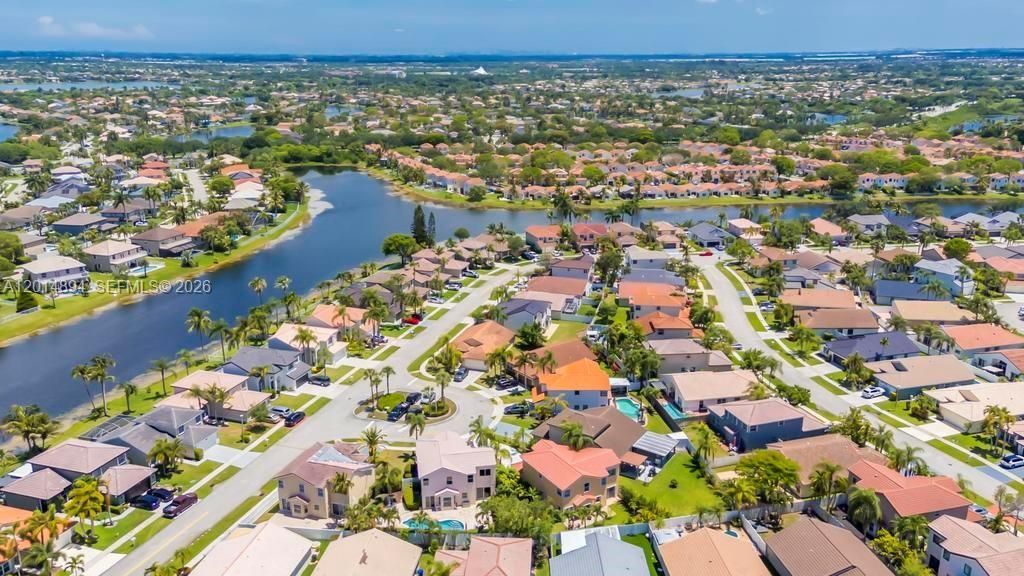 18168 SW 3rd St, Pembroke Pines, FL 33029 Photo