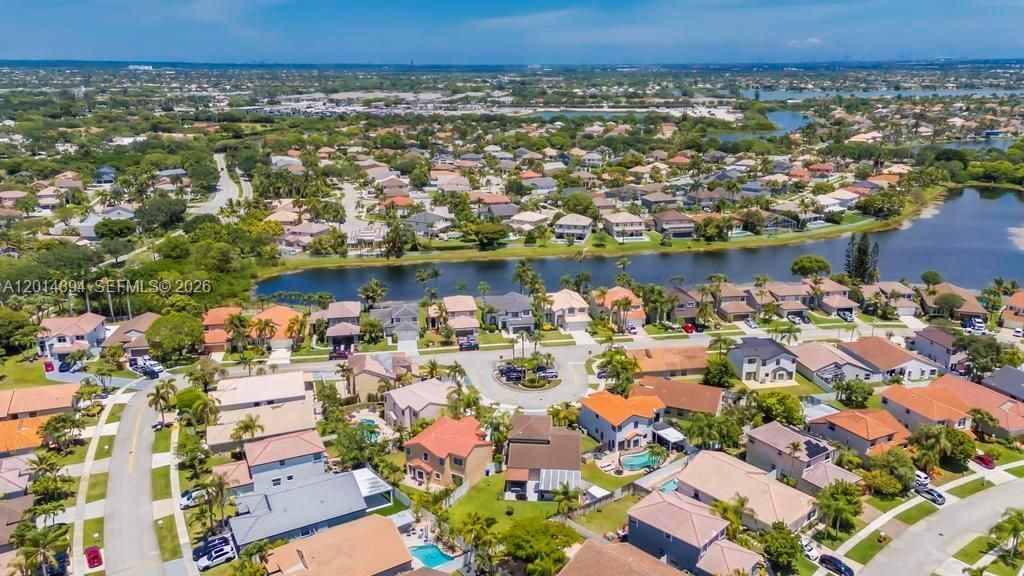 18168 SW 3rd St, Pembroke Pines, FL 33029 Photo