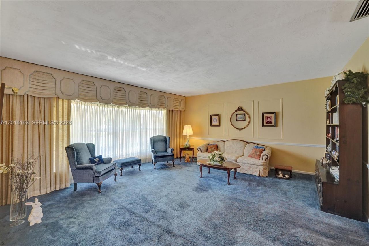 1330 NW 122nd Ave, Pembroke Pines, FL 33026 Photo