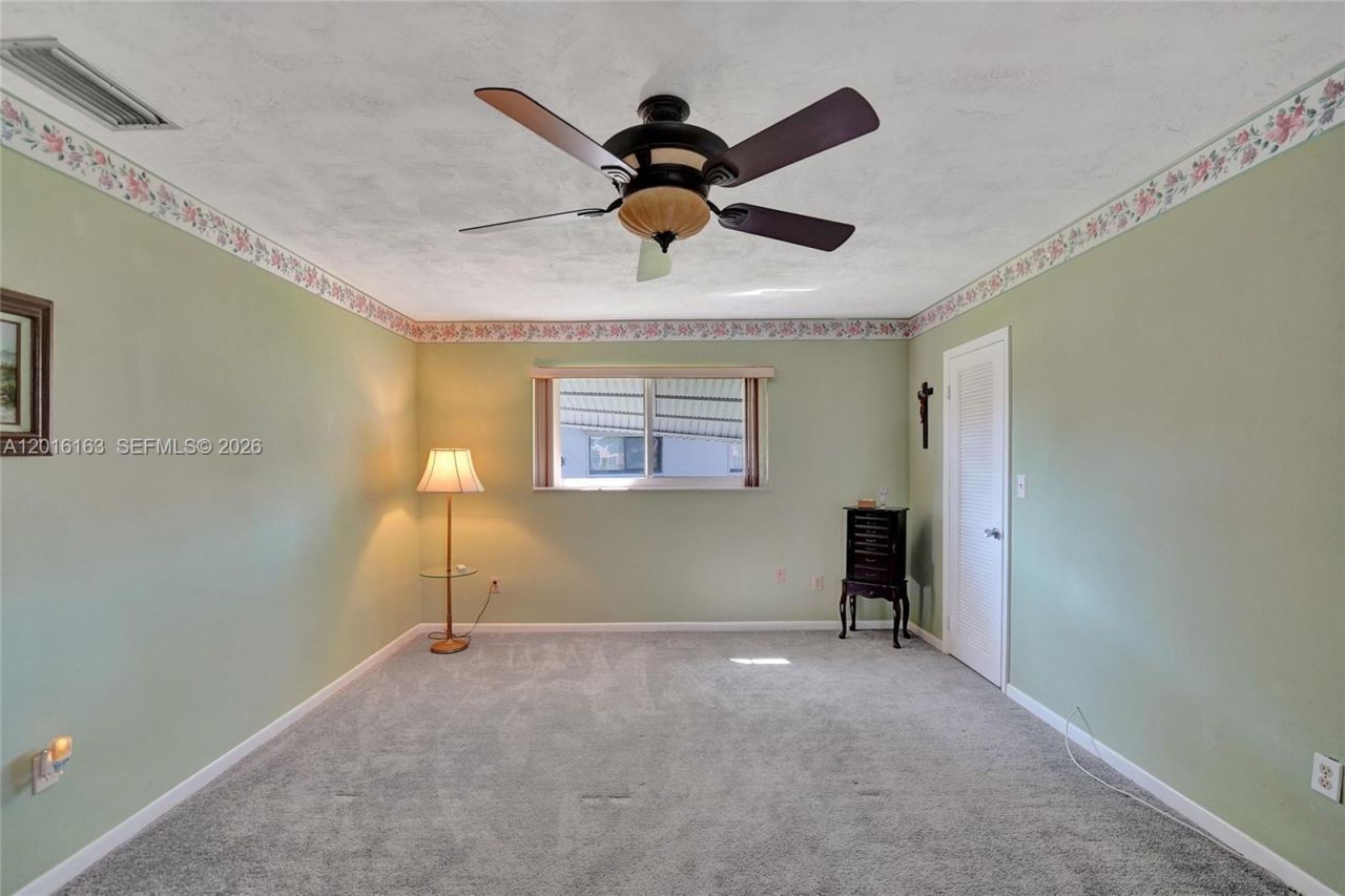 1330 NW 122nd Ave, Pembroke Pines, FL 33026 Photo