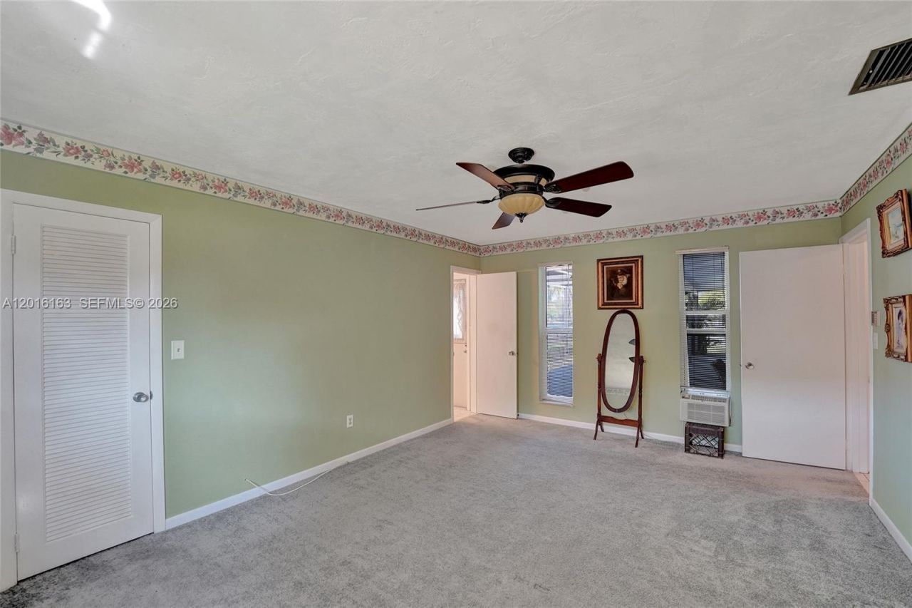 1330 NW 122nd Ave, Pembroke Pines, FL 33026 Photo