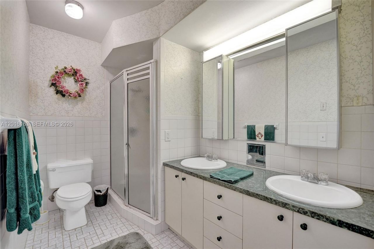 1330 NW 122nd Ave, Pembroke Pines, FL 33026 Photo