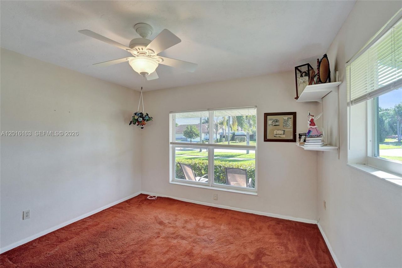 1330 NW 122nd Ave, Pembroke Pines, FL 33026 Photo