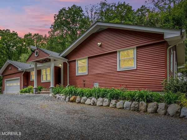 8 Rues Road, Cream Ridge, NJ 08514