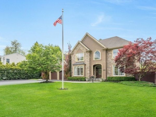 303 Rockland Ave, River Vale, NJ 07675