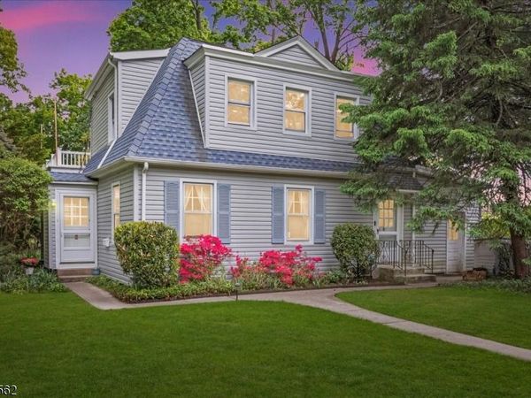 159 Park St, Montclair, NJ 07042