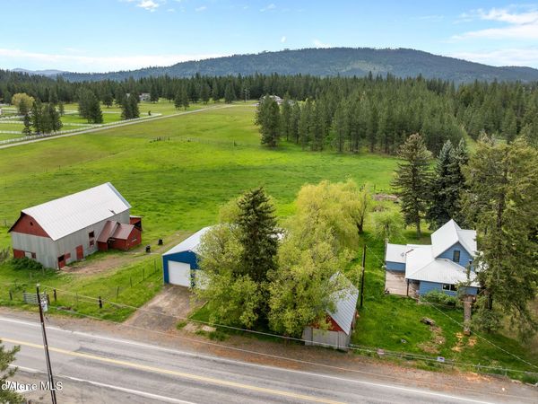 7462 W Kidd Island RD , Coeur d'Alene, ID 83814