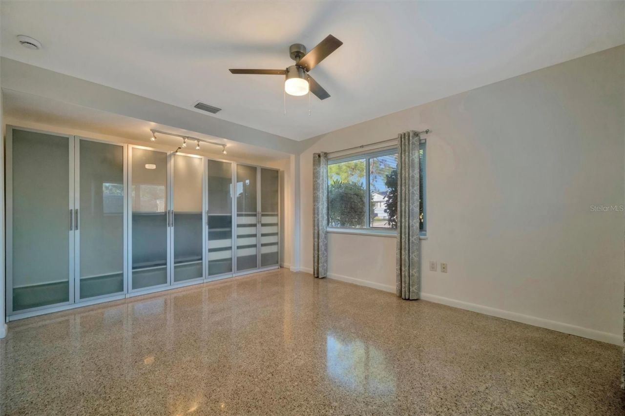 5015 Eastchester Drive , Sarasota, FL 34234 Photo