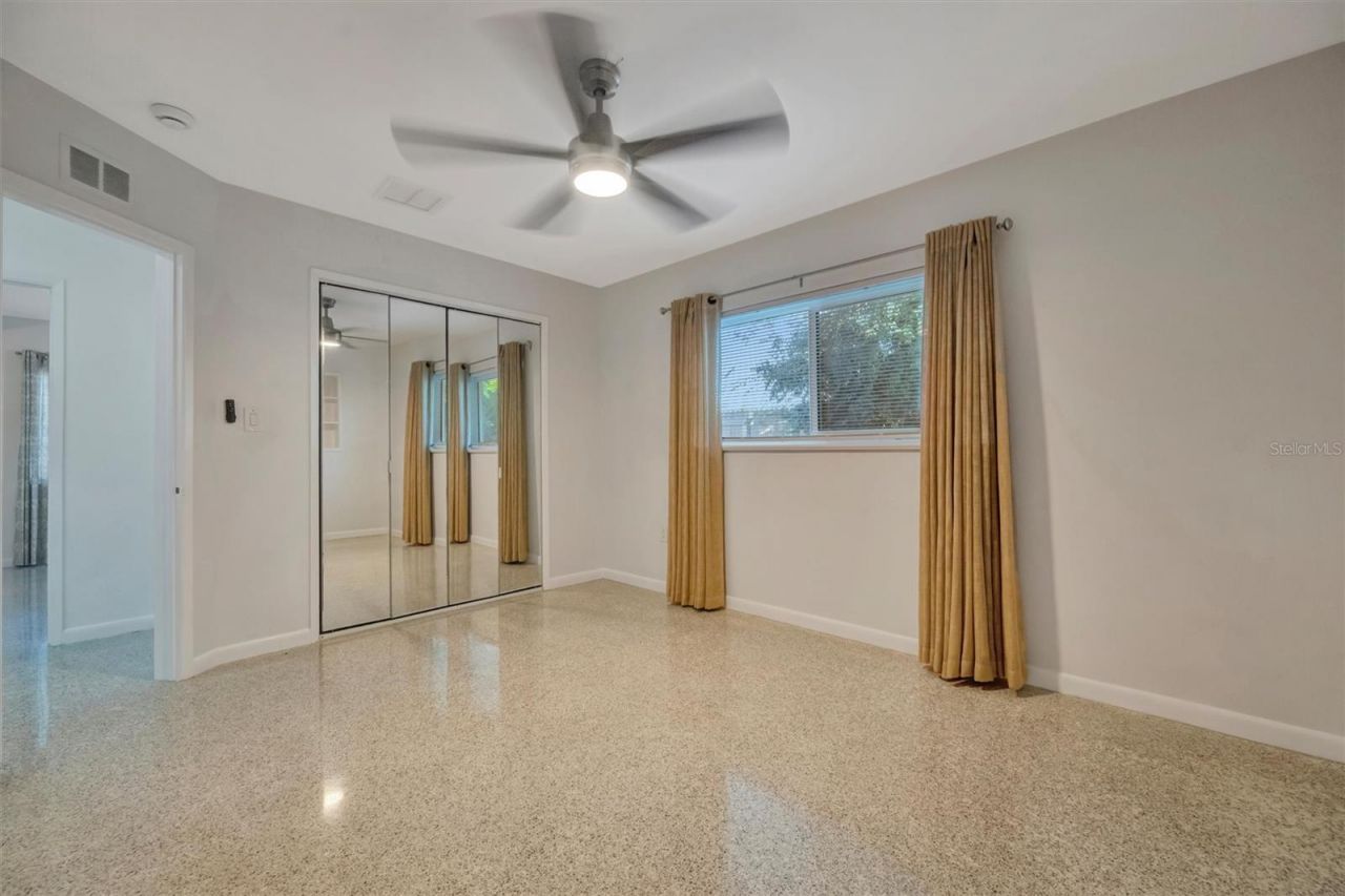 5015 Eastchester Drive , Sarasota, FL 34234 Photo