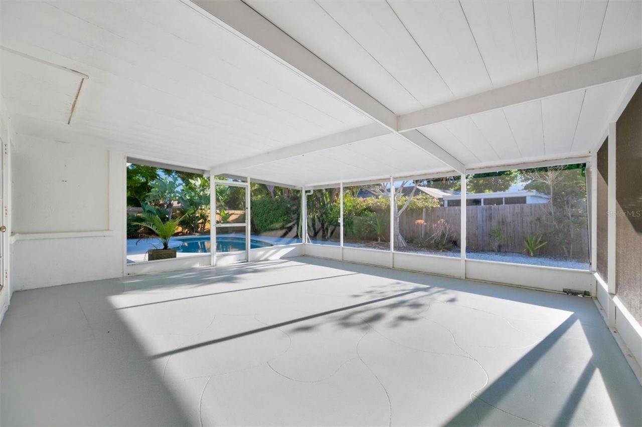 5015 Eastchester Drive , Sarasota, FL 34234 Photo