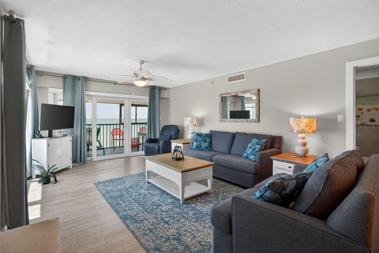 14600 Gulf Boulevard, Unit 401, Madeira Beach, FL 33708 Photo