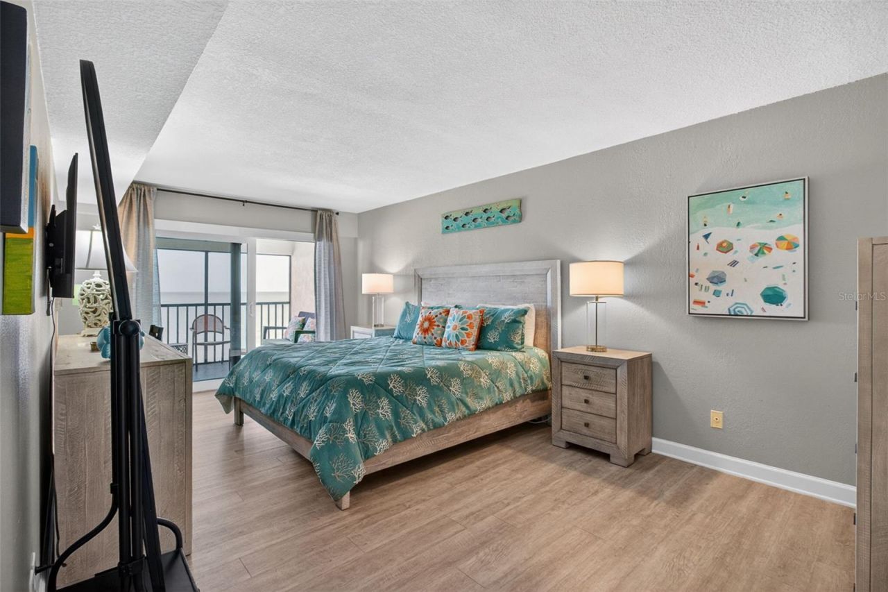 14600 Gulf Boulevard, Unit 401, Madeira Beach, FL 33708 Photo
