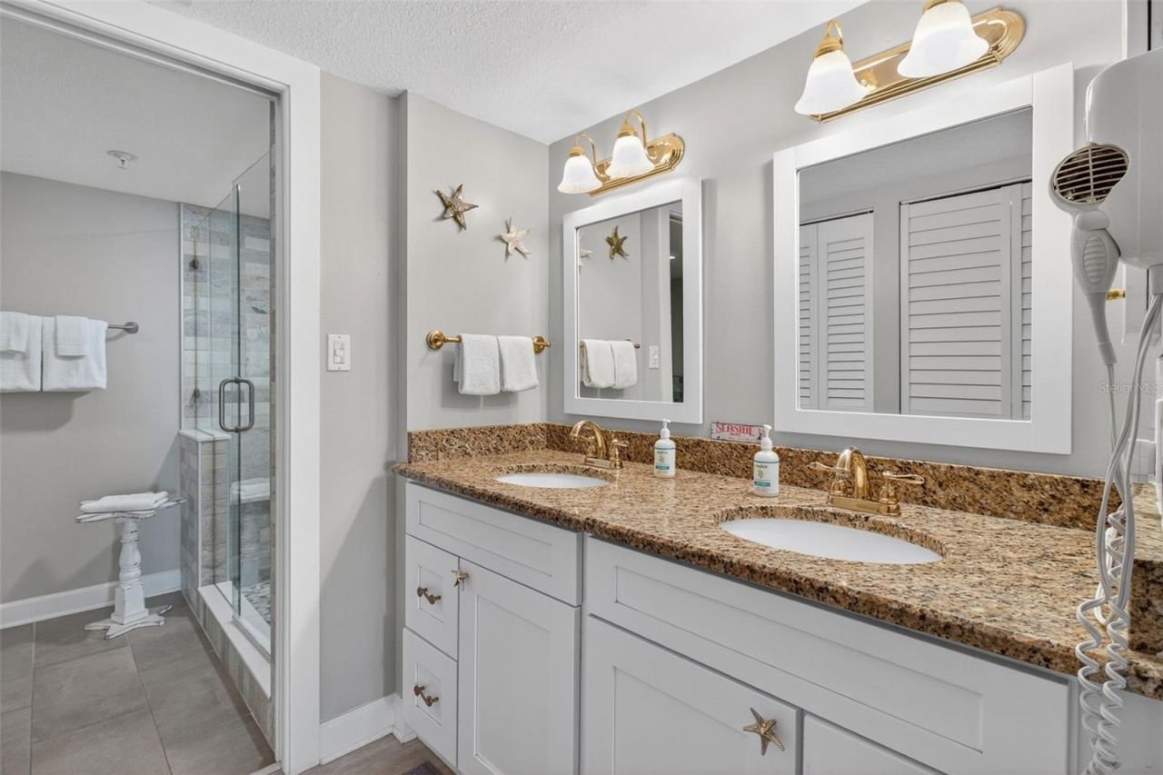 14600 Gulf Boulevard, Unit 401, Madeira Beach, FL 33708 Photo